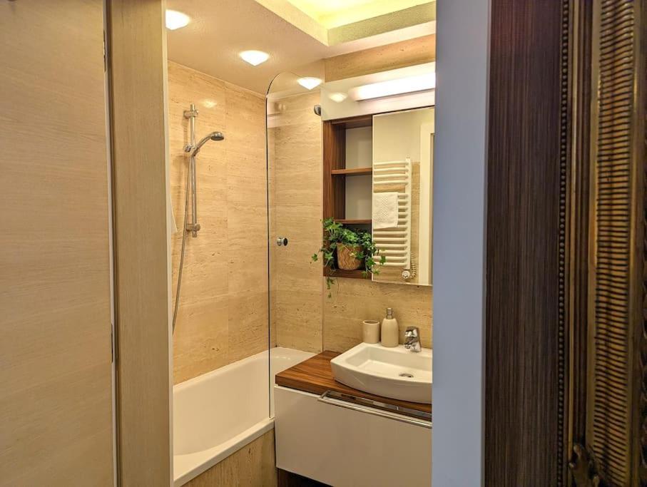 Dwupoziomowy Apartament Na Kazimierzu Apartman Krakkó Kültér fotó
